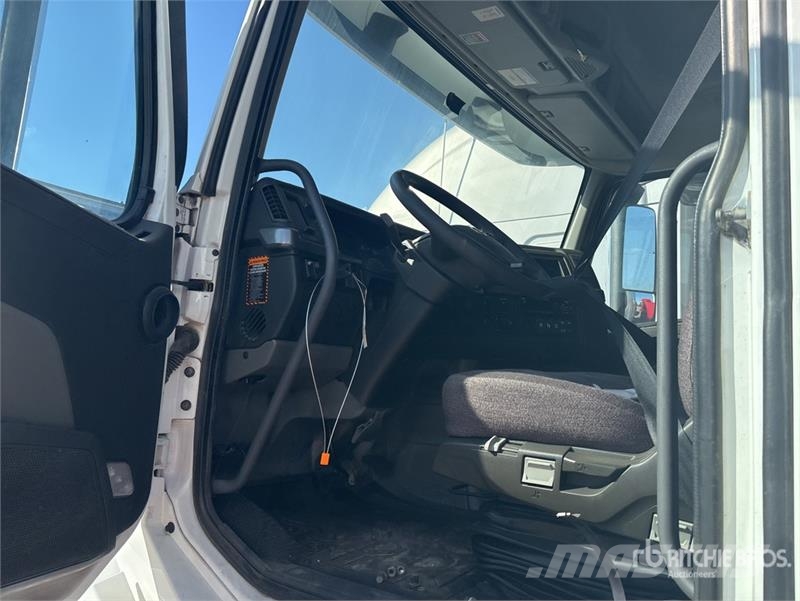 Volvo VNL760 Sattelzugmaschinen