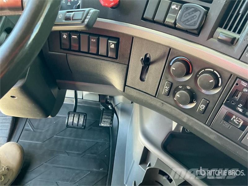 Volvo VNL760 Cavalos mecânicos