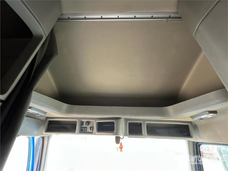 Volvo VNL760 Trekkvogner
