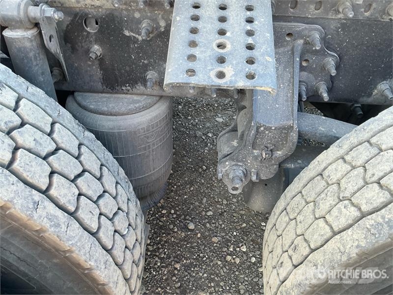 Volvo VNL760 وحدات الجر