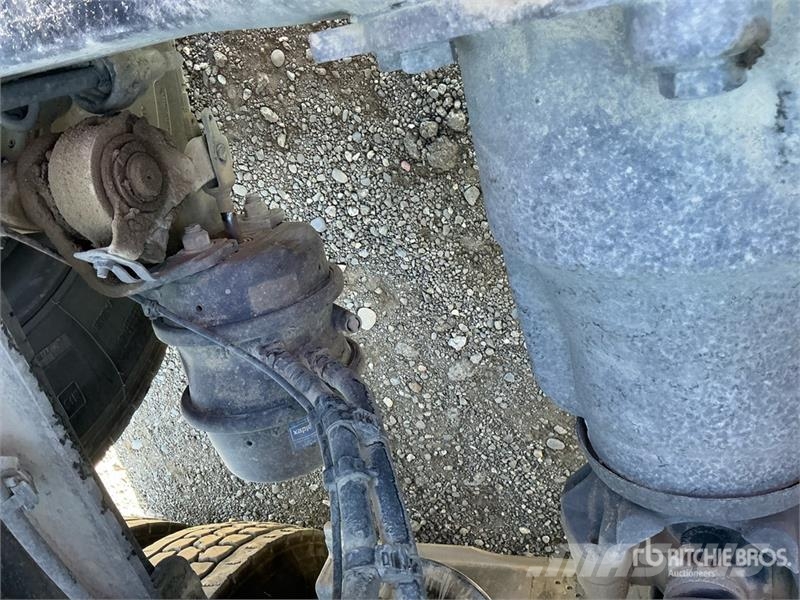 Volvo VNL760 وحدات الجر