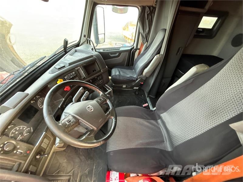 Volvo VNL760 وحدات الجر