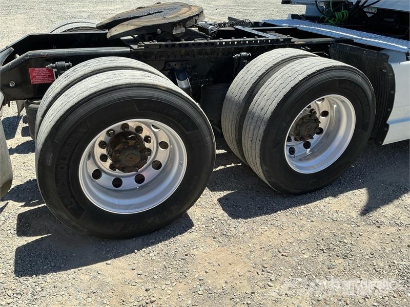 Volvo VNL760 Cavalos mecânicos