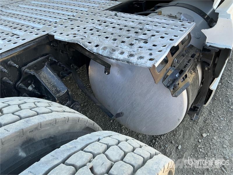 Volvo VNL760 وحدات الجر