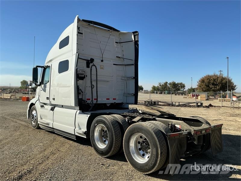Volvo VNL760 وحدات الجر
