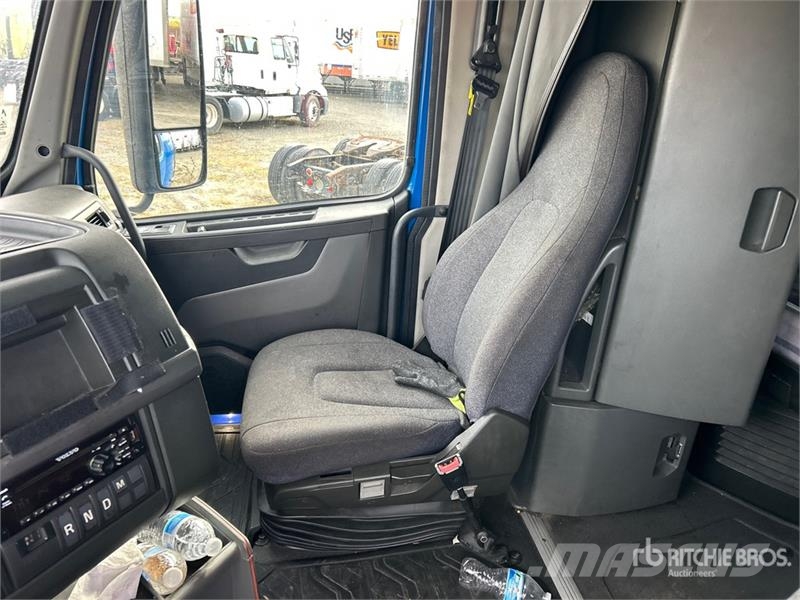 Volvo VNL760 Trekkvogner