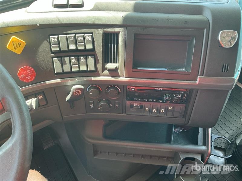 Volvo VNL760 Vlačilci