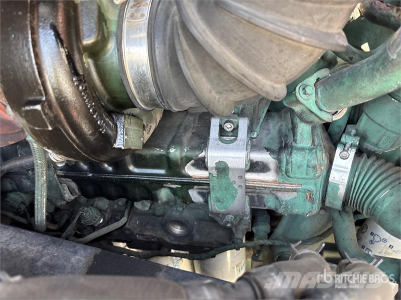 Volvo VNL760 Vetopöytäautot