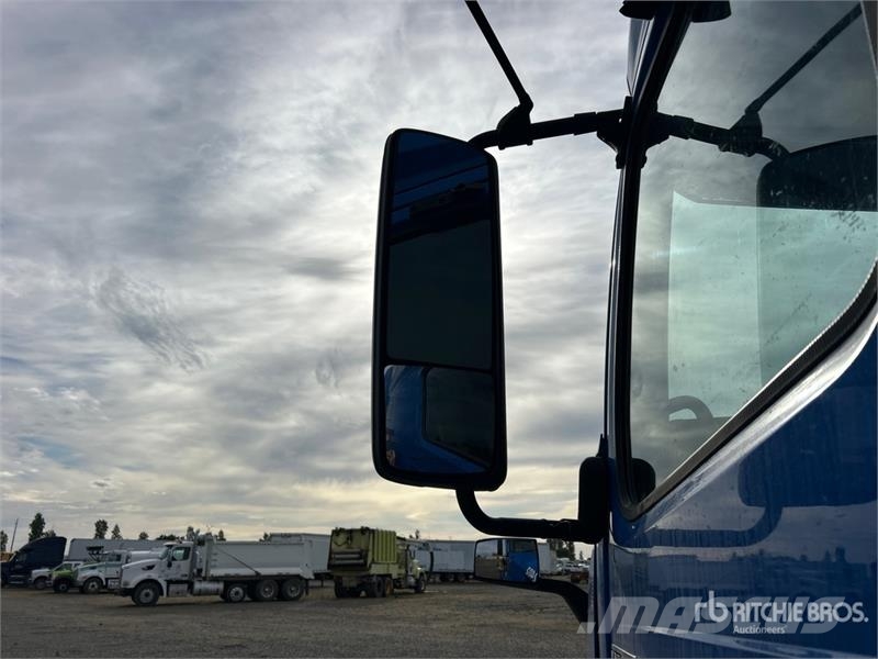 Volvo VNL760 Trekkvogner