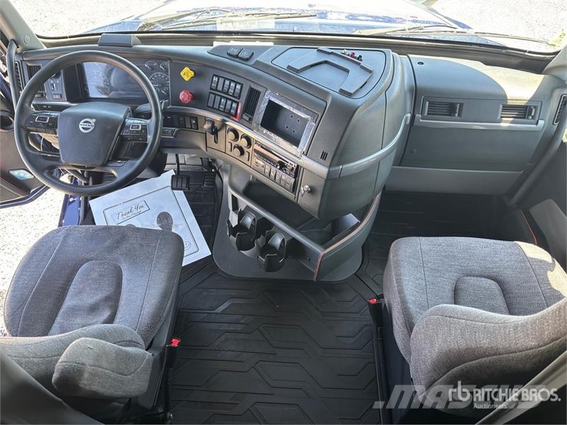 Volvo VNL760 وحدات الجر