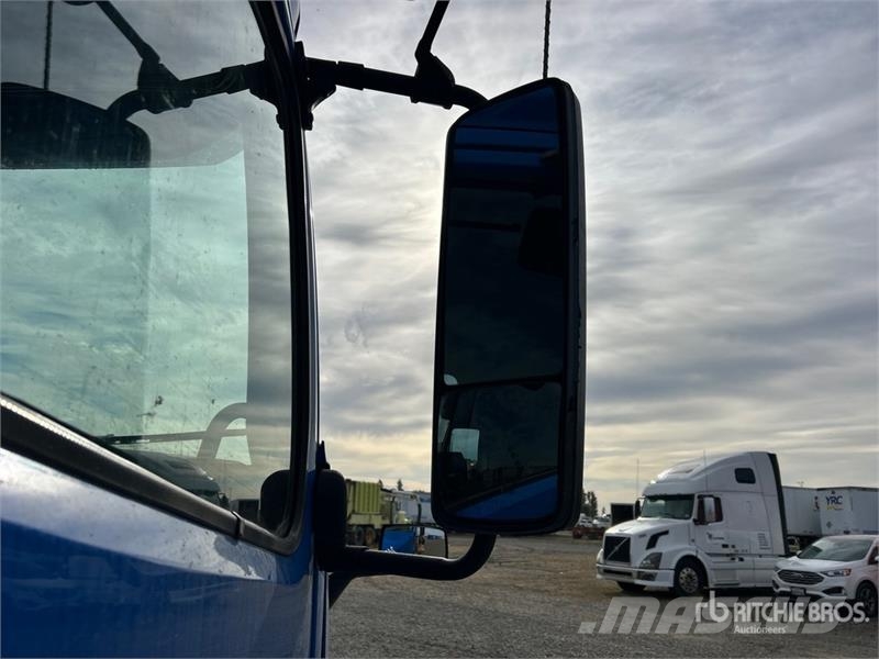 Volvo VNL760 Trekkvogner