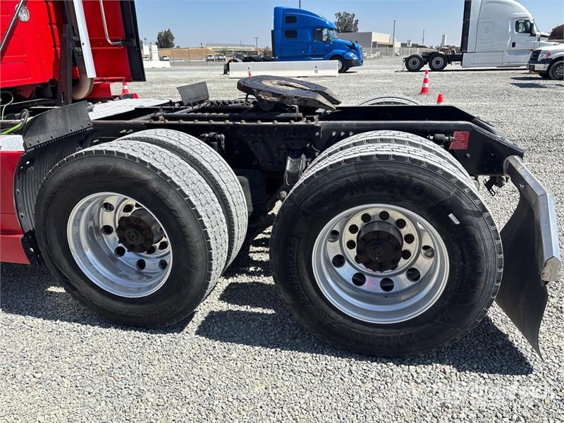 Volvo VNL760 Sattelzugmaschinen