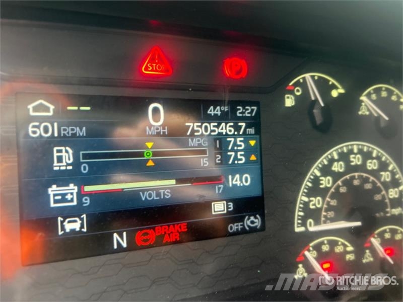 Volvo VNL760 Prime Movers