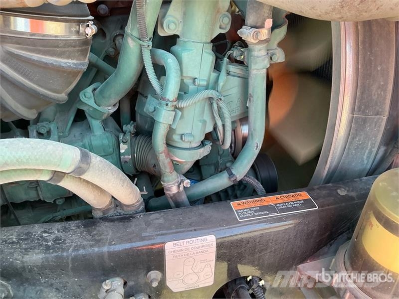 Volvo VNL760 وحدات الجر