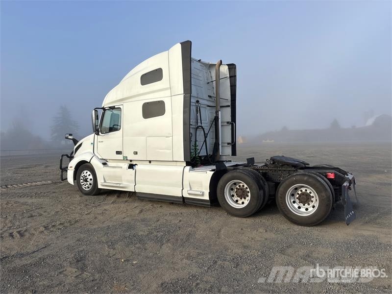 Volvo VNL760 وحدات الجر