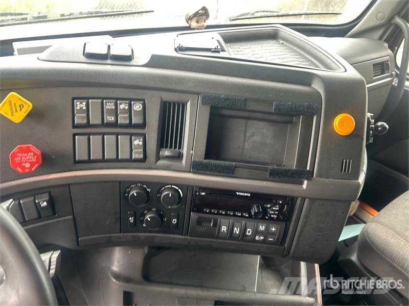 Volvo VNL760 Prime Movers