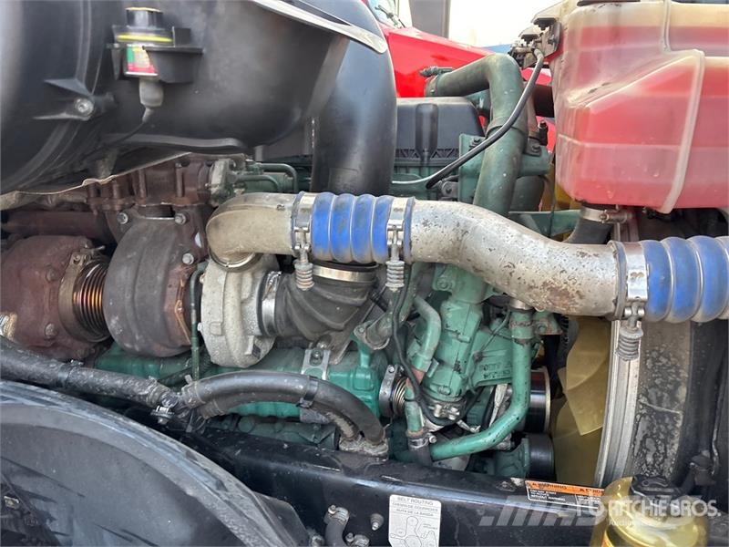 Volvo VNL760 وحدات الجر