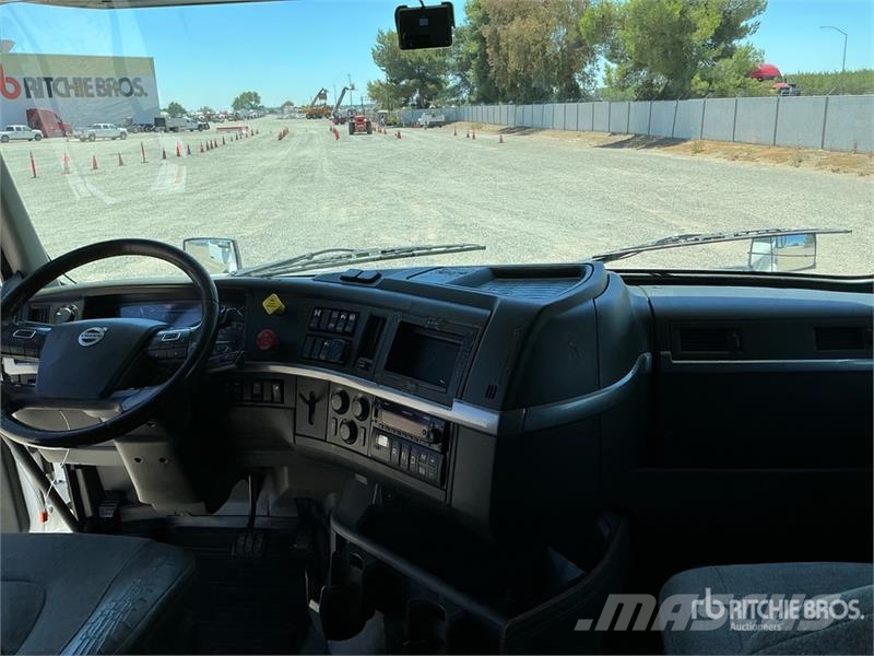 Volvo VNL760 Cavalos mecânicos