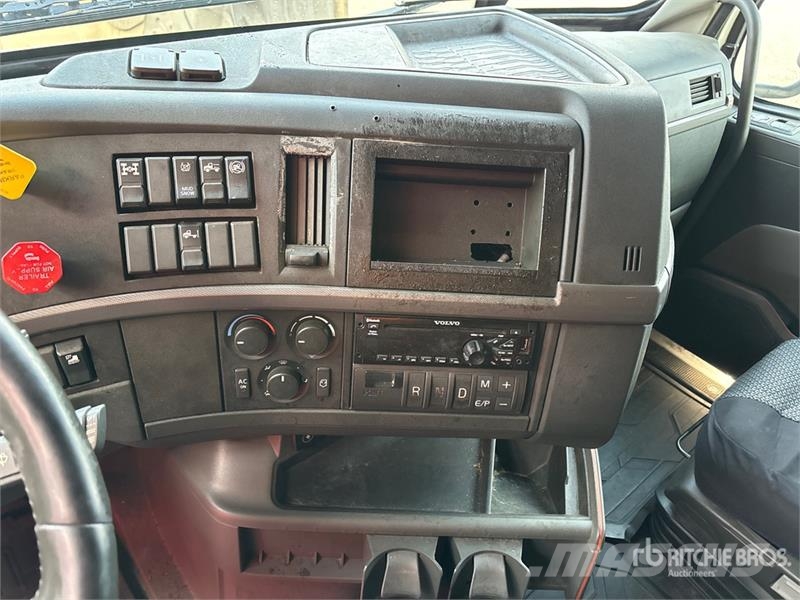 Volvo VNL760 وحدات الجر