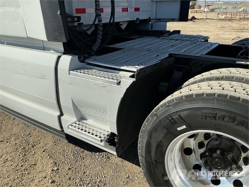 Volvo VNL760 وحدات الجر