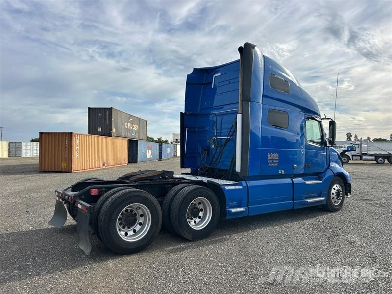 Volvo VNL760 Trekkvogner