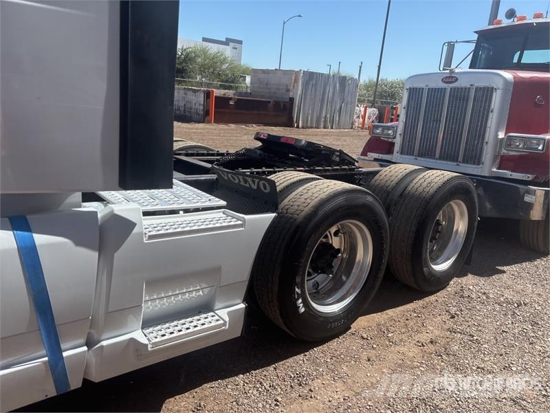 Volvo VNL760 Nyergesvontatók