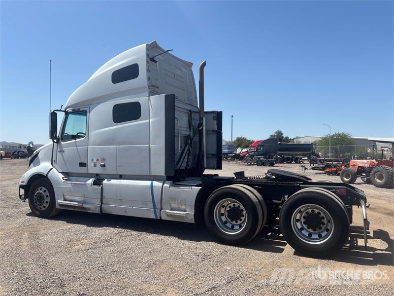 Volvo VNL760 Nyergesvontatók