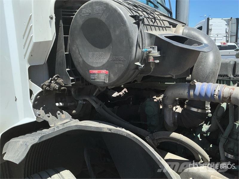 Volvo VNL760 Cavalos mecânicos