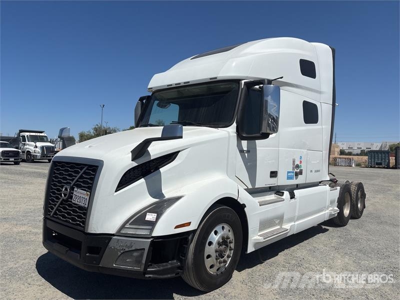 Volvo VNL760 Vetopöytäautot