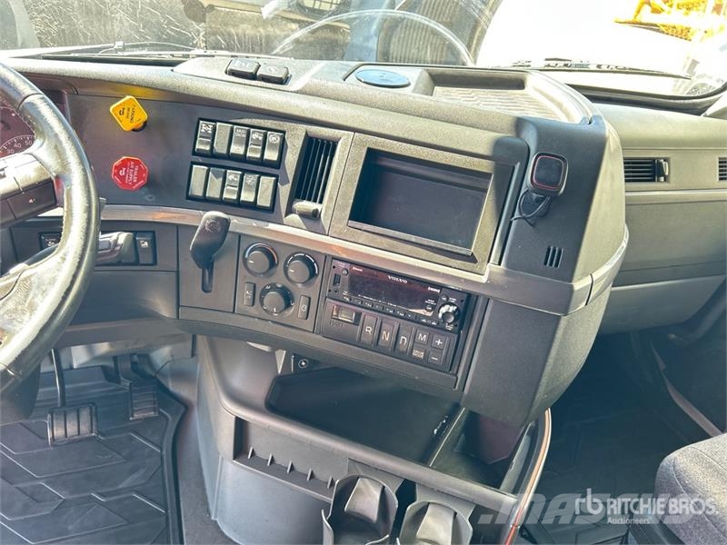 Volvo VNL760 Τράκτορες