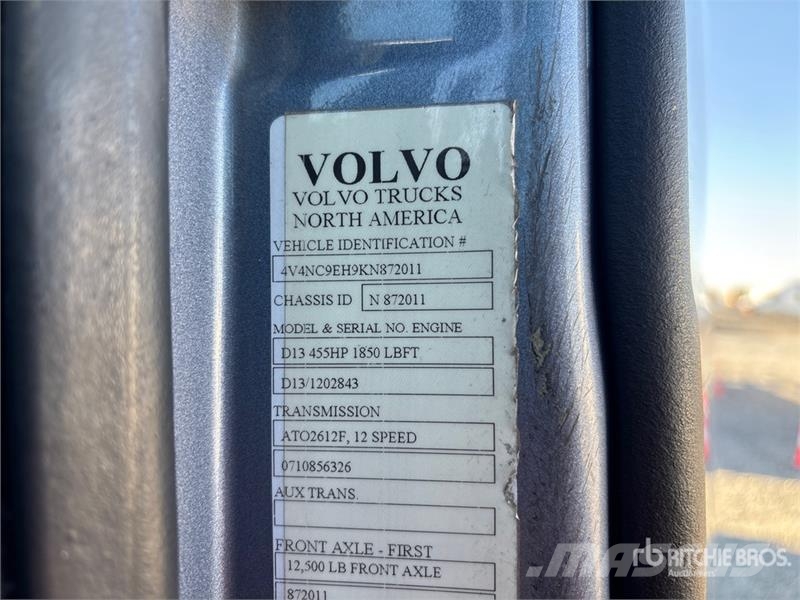 Volvo VNL760 Vilcēji