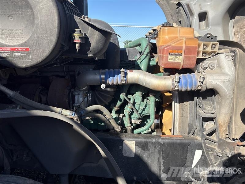 Volvo VNL760 Motrici e Trattori Stradali