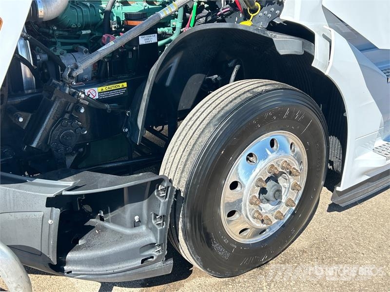 Volvo VNL760 Τράκτορες
