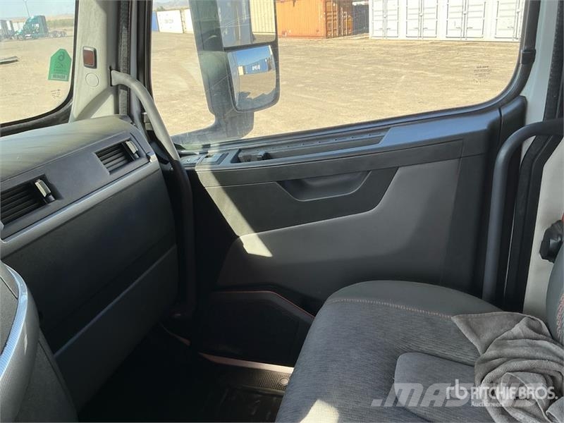 Volvo VNL760 Vlačilci