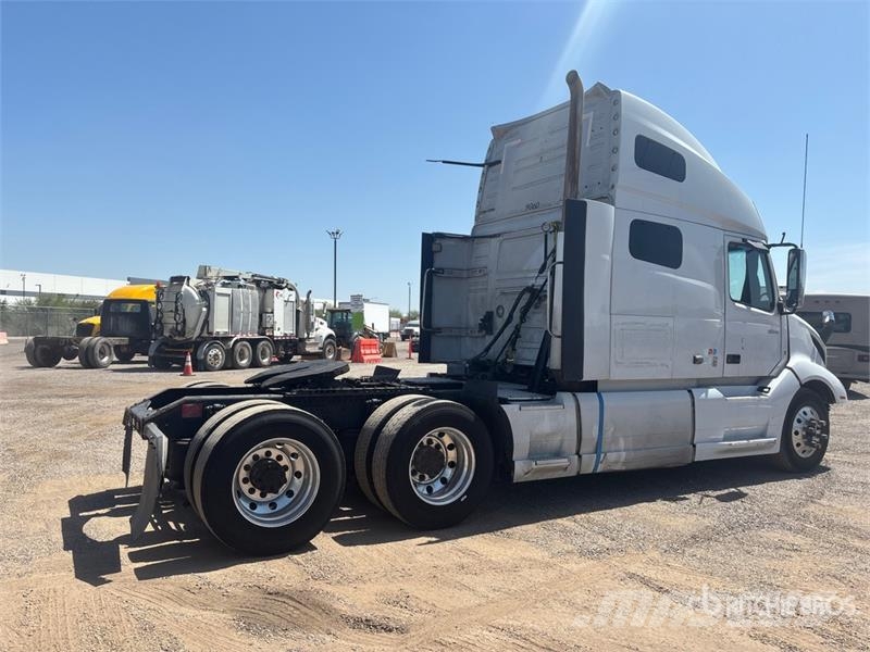 Volvo VNL760 Nyergesvontatók