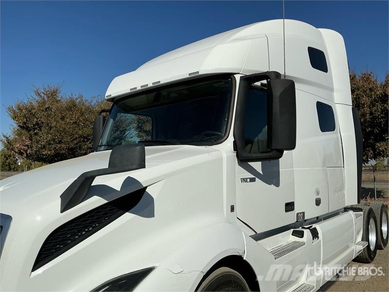 Volvo VNL760 وحدات الجر