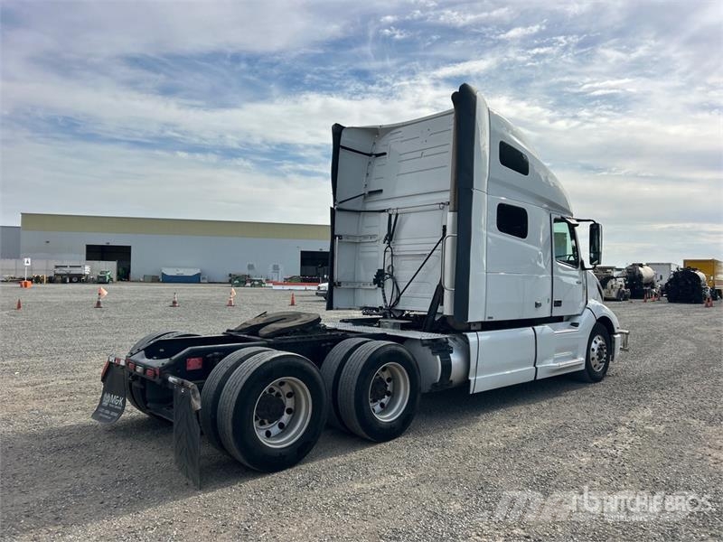 Volvo VNL760 Tractor Units
