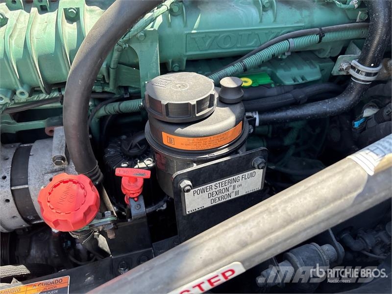 Volvo VNL760 Vetopöytäautot