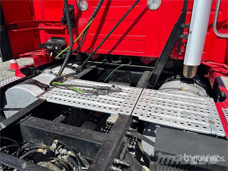 Volvo VNL760 Sattelzugmaschinen