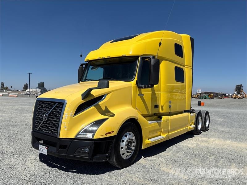 Volvo VNL860 Prime Movers