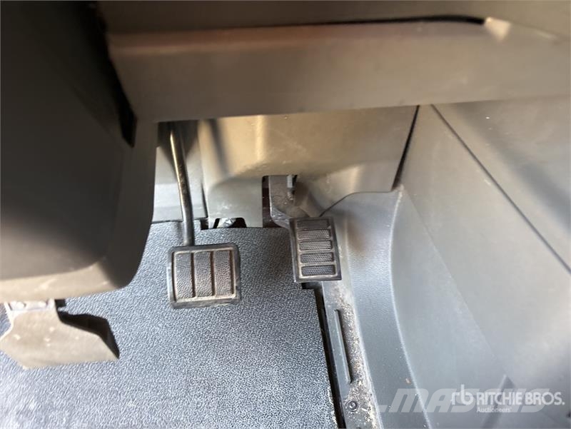 Volvo VNL860 Prime Movers