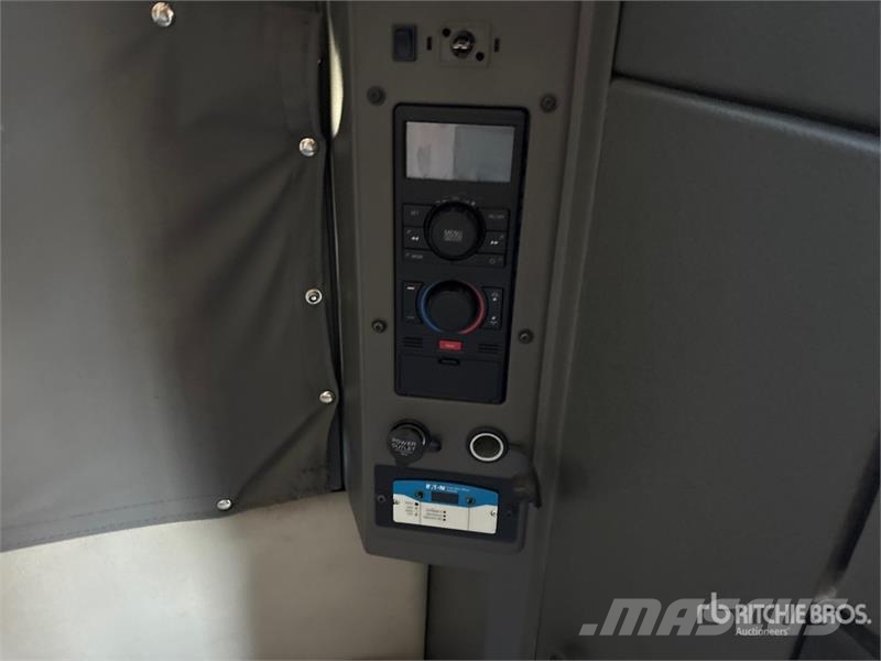 Volvo VNL860 Dragbilar