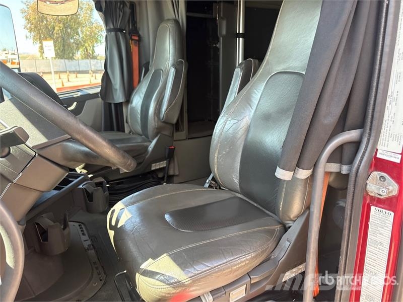 Volvo VNL860 Vilcēji