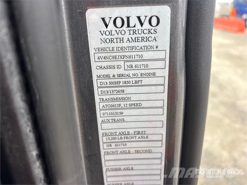 Volvo VNL860 Prime Movers