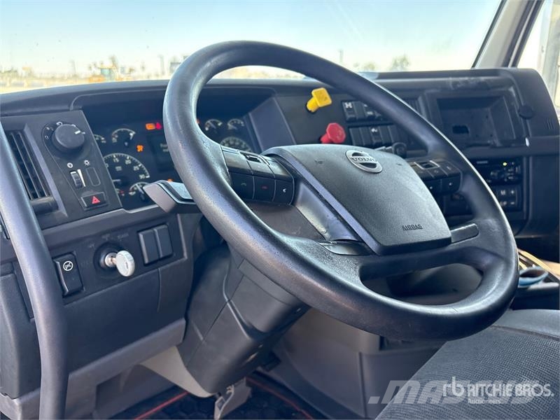 Volvo VNL860 Vlačilci