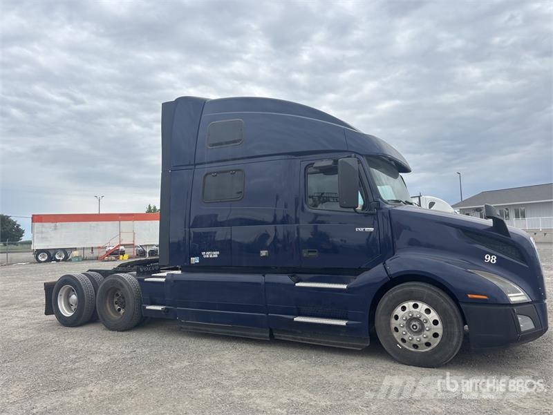 Volvo VNL860 Prime Movers
