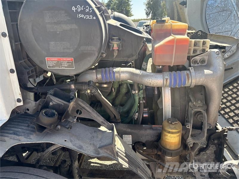 Volvo VNM Vlačilci