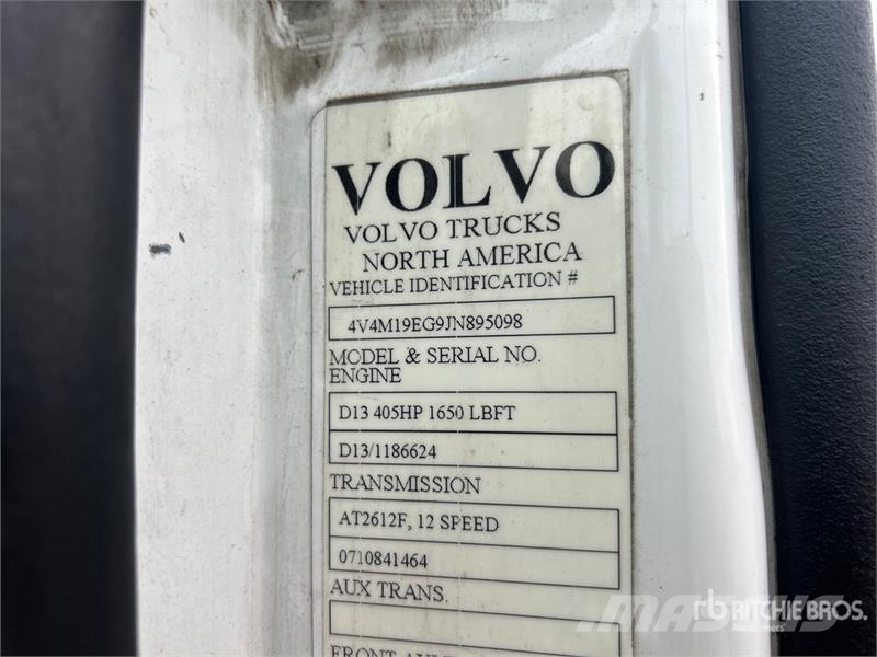 Volvo VNM 牵引车