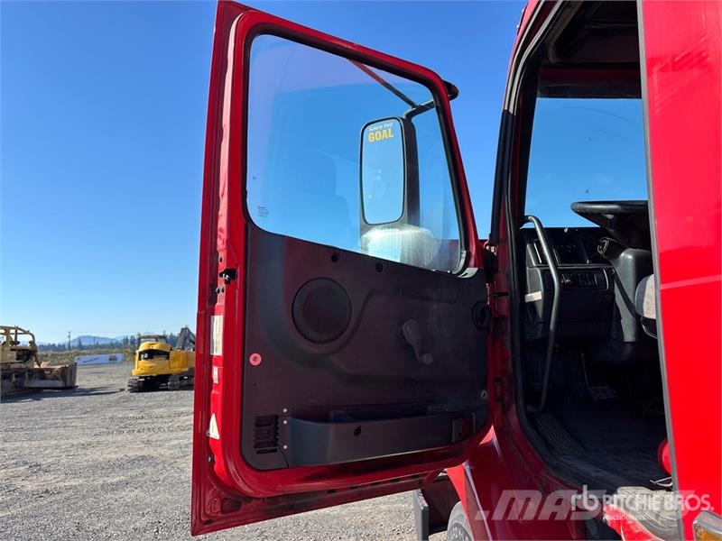 Volvo VNM وحدات الجر
