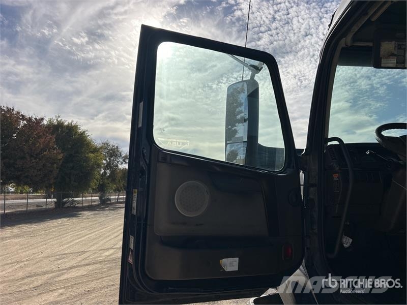 Volvo VNM Tahače